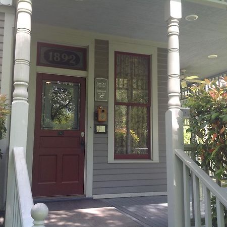 Inn On The Creek Salado Exterior photo