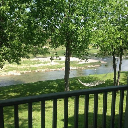 Inn On The Creek Salado Exterior photo